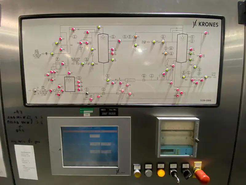 Photo #16 of Used PET Krones complete bottling line CSD Sparkling water 16000 bph 1.5 L