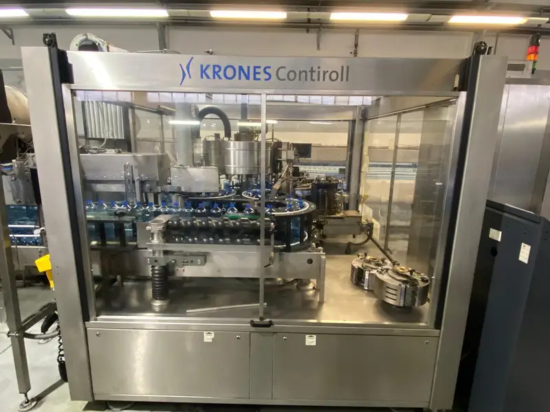 Photo #19 of Used PET Krones complete bottling line CSD Sparkling water 16000 bph 1.5 L