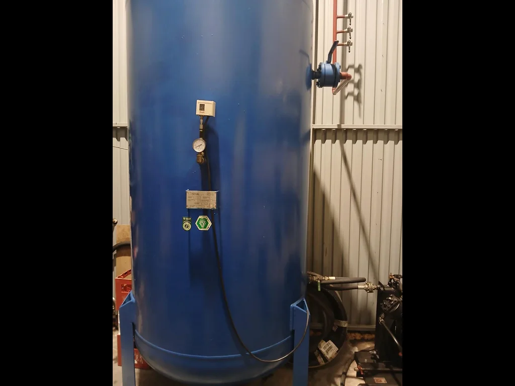 Photo #2 of Used complete CSD can bottling line – 14,000 cans/hour