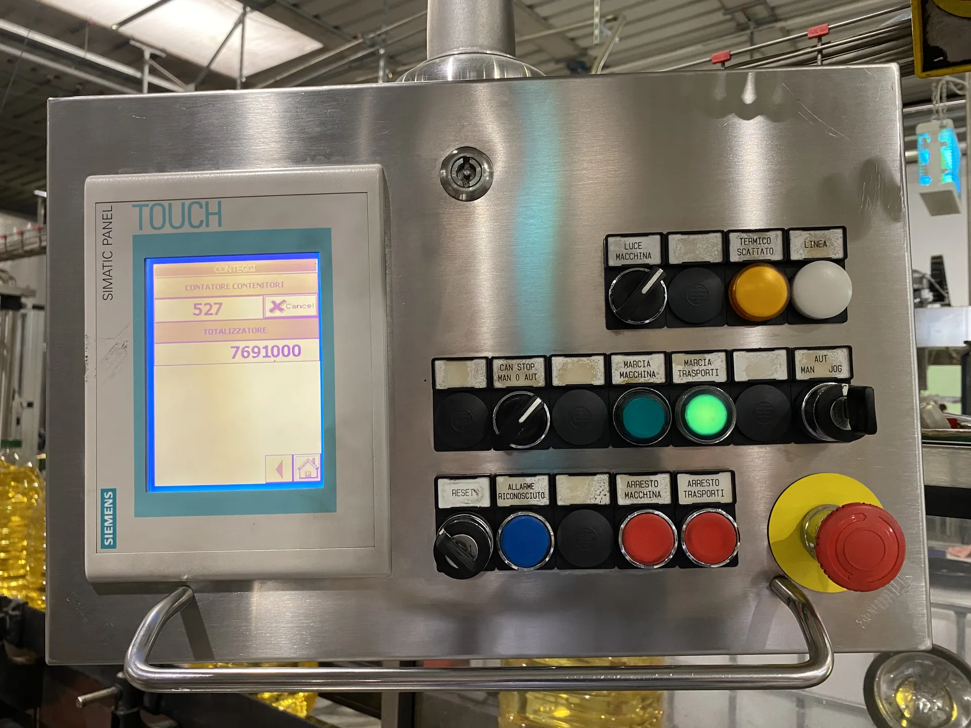 Photo #1 of Used CFT Oil Filling Monoblock – Comaco 6000 bph