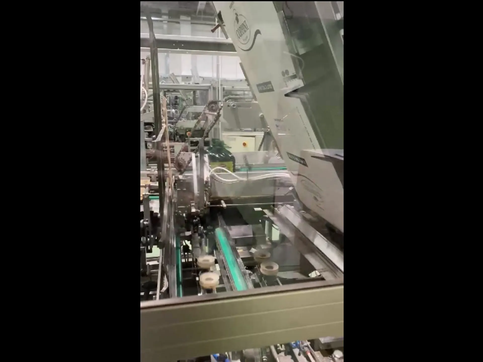 Photo #1 of Used shrink wrapper Atlanta with tray 1500 bundles/hour