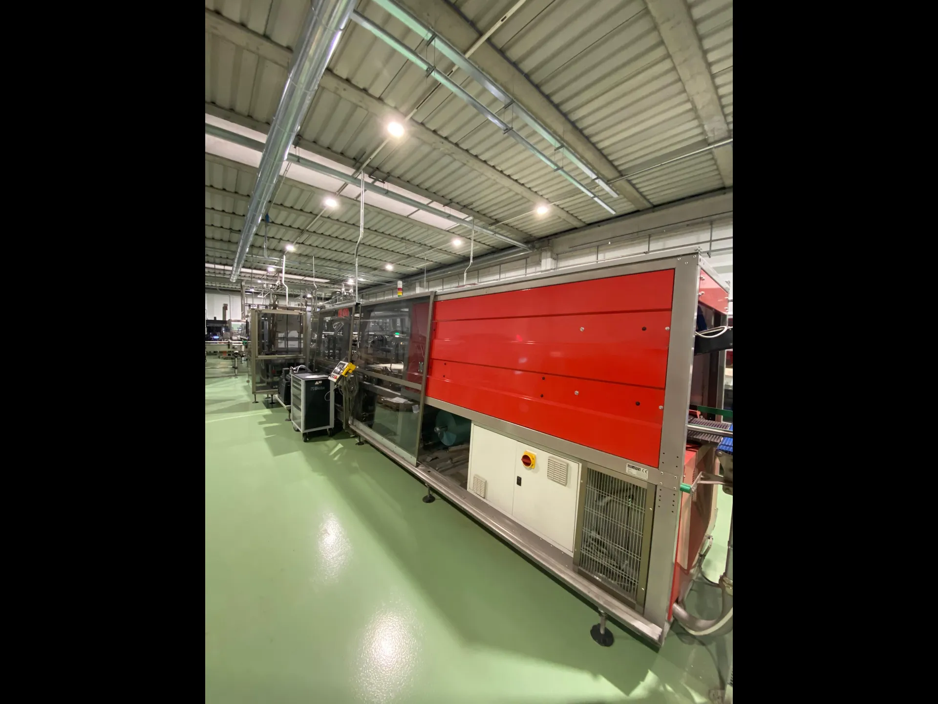 Photo #5 of Used shrink wrapper Atlanta with tray 90 degree 1500 bundles/hour