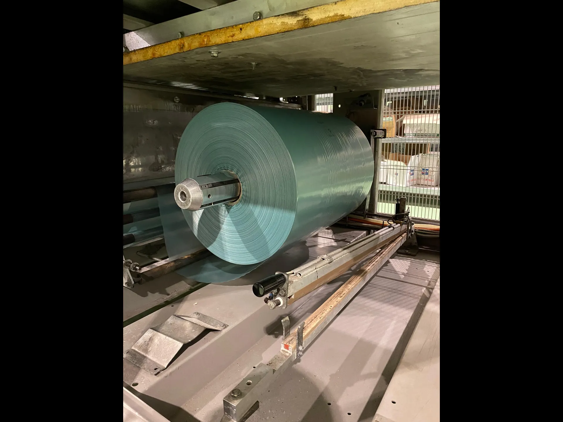 Photo #6 of Used shrink wrapper Atlanta with tray 90 degree 1500 bundles/hour