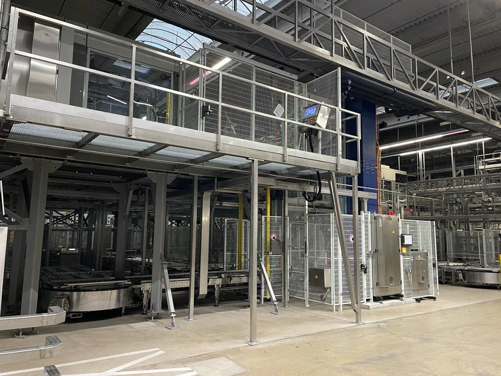 Photo #2 of Used complete filling Krones CSD PET line – 22.000 bph