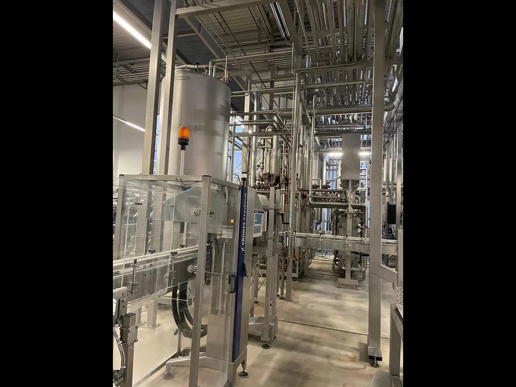 Photo #15 of Used complete filling Krones CSD PET line – 22.000 bph