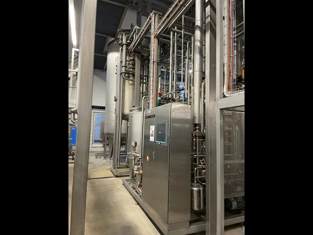 Photo #19 of Used complete filling Krones CSD PET line – 22.000 bph