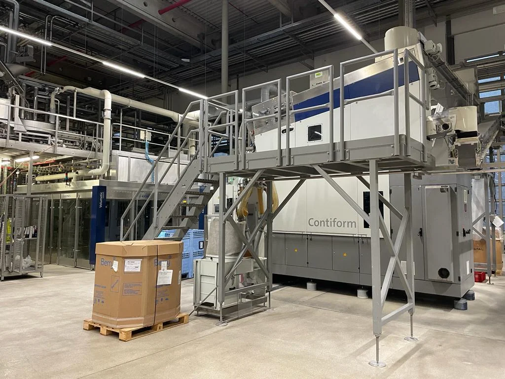 Photo #37 of Used complete filling Krones CSD PET line – 22.000 bph