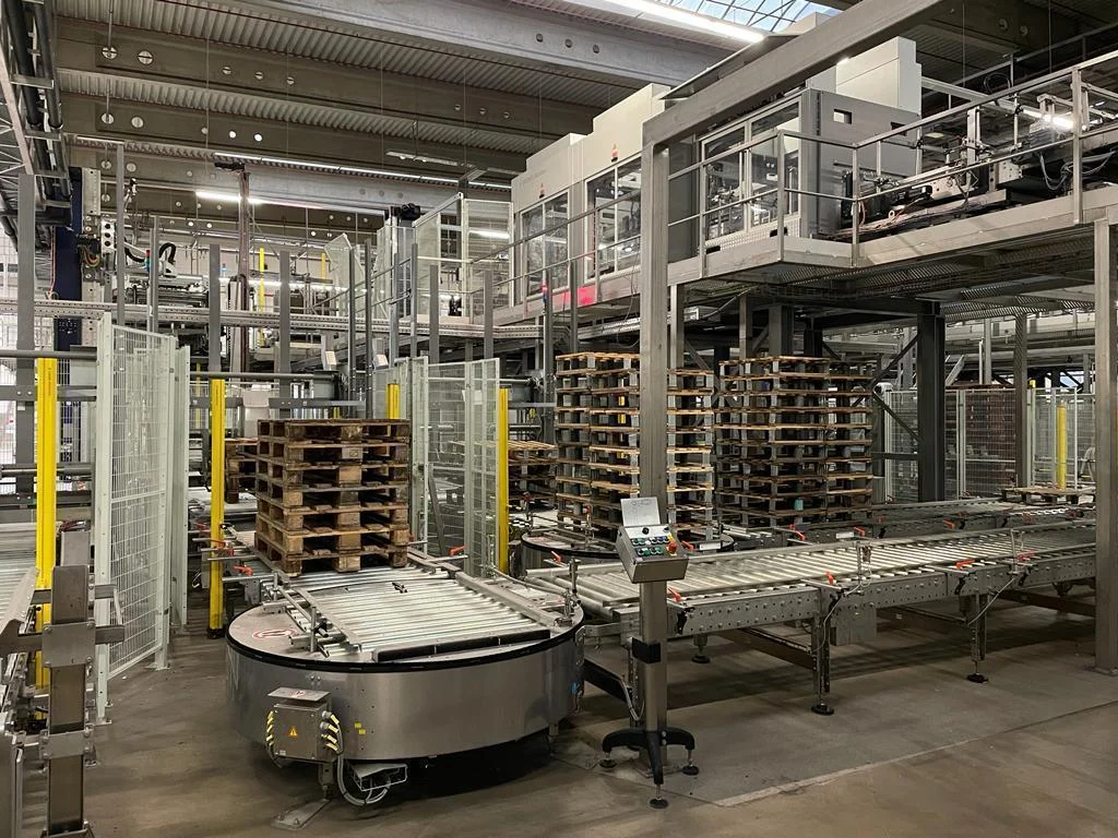 Photo #50 of Used complete filling Krones CSD PET line – 22.000 bph