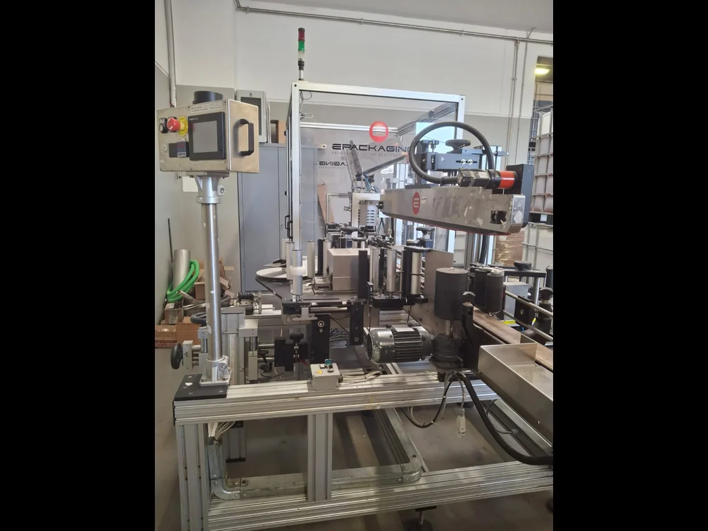 Photo #1 of Used labeling machine with capsuler – 2000 bph