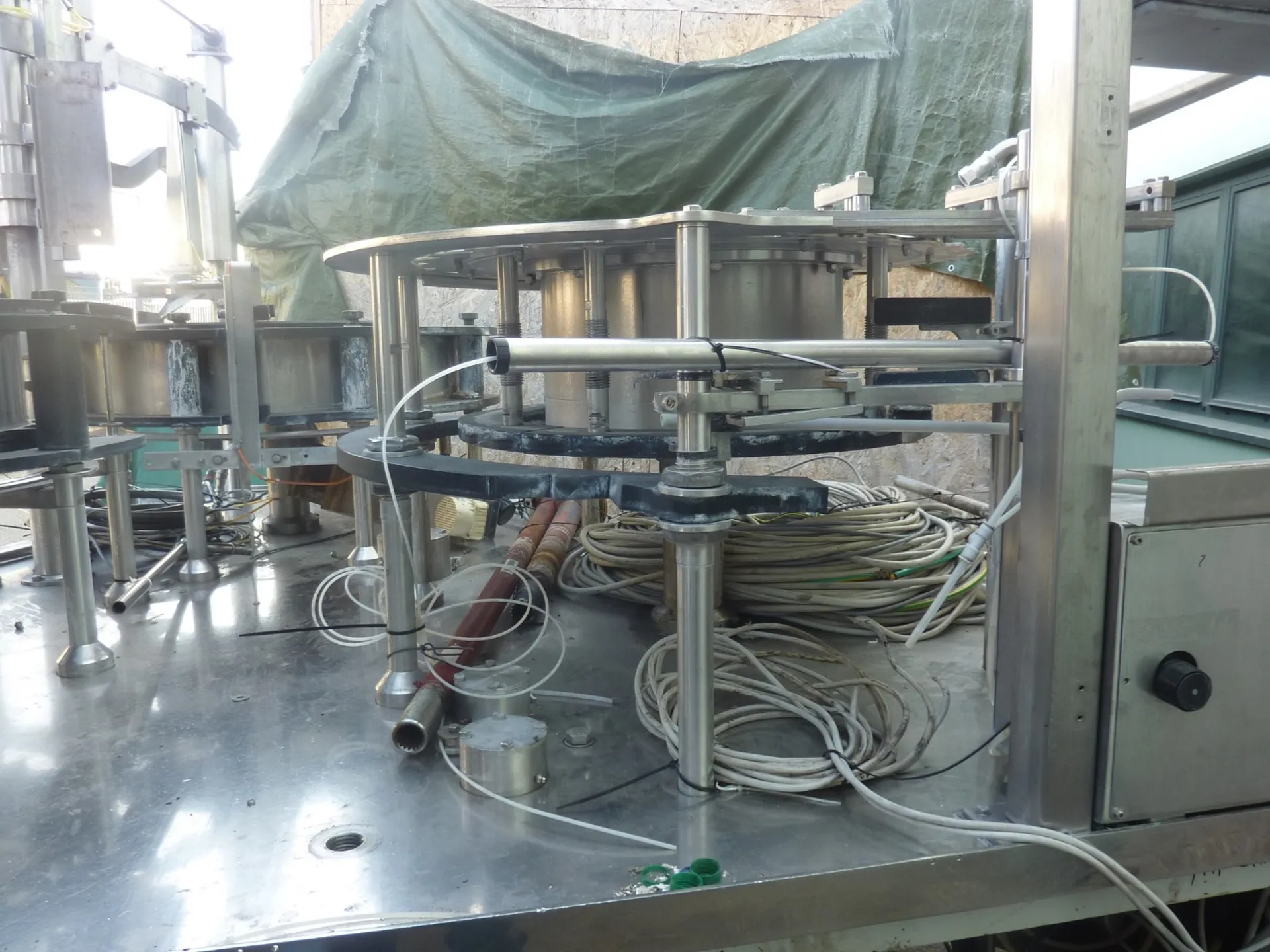 Photo #10 of Used overhauled filling triblock Sarcmi – Simonazzi Bluestar 24000 bph