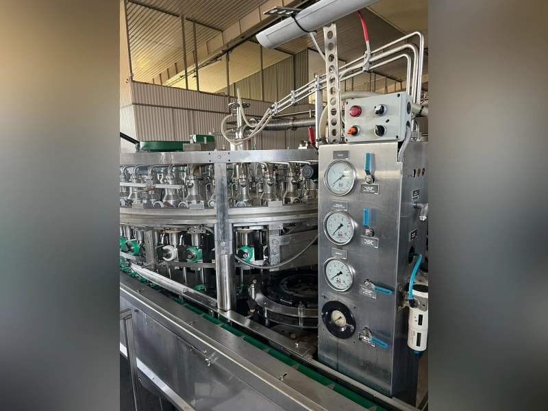 Photo #6 of Complete Universal CSD Can Filling Plant for 3 can sizes 14,000 CPH