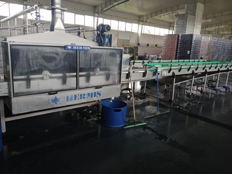 Photo #10 of Complete Universal CSD Can Filling Plant for 3 can sizes 14,000 CPH