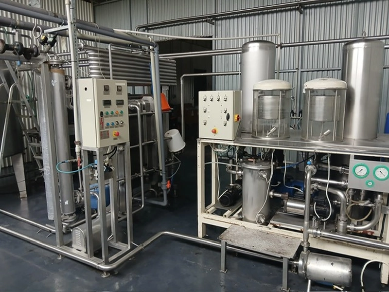 Photo #16 of Complete Universal CSD Can Filling Plant for 3 can sizes 14,000 CPH