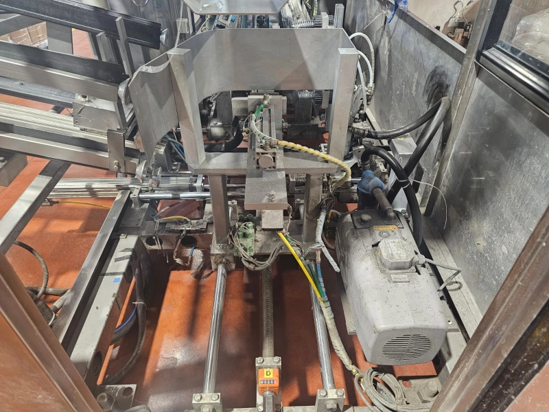 Photo #6 of Used Kosme Monocombi 2T Hot Melt Case Packing Monoblock