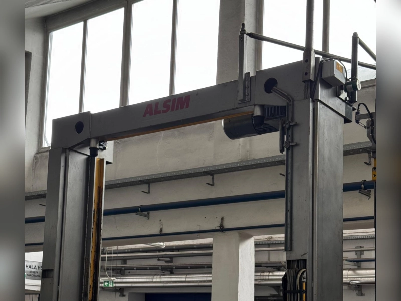 Photo #5 of Used complete water bottling line for PET bottles year 2010 – 16,000BPH