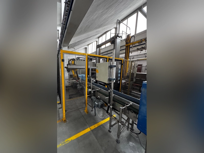 Photo #6 of Used complete water bottling line for PET bottles year 2010 – 16,000BPH