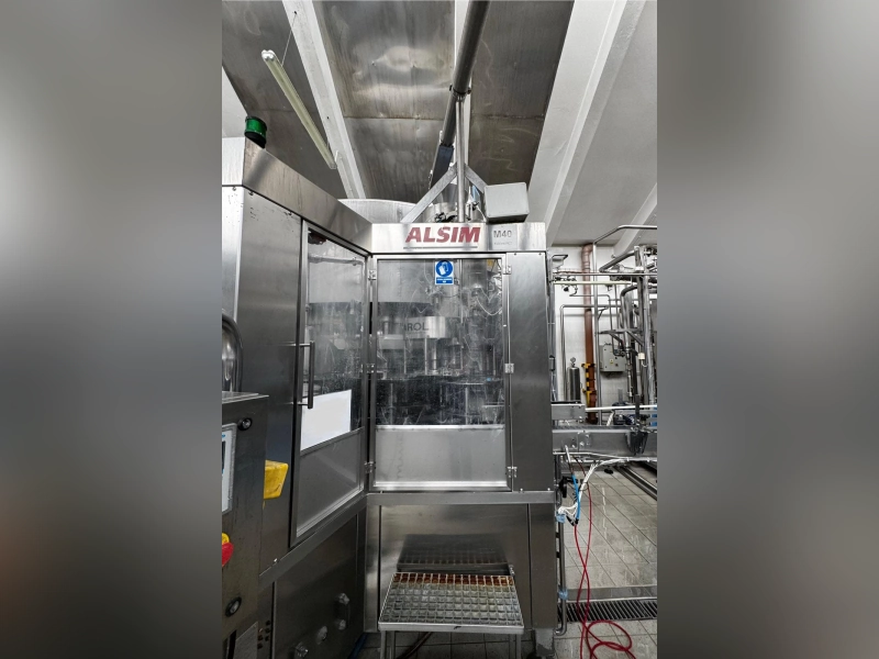 Photo #13 of Used complete water bottling line for PET bottles year 2010 – 16,000BPH