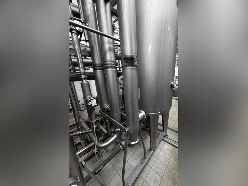 Photo #17 of Used complete water bottling line for PET bottles year 2010 – 16,000BPH