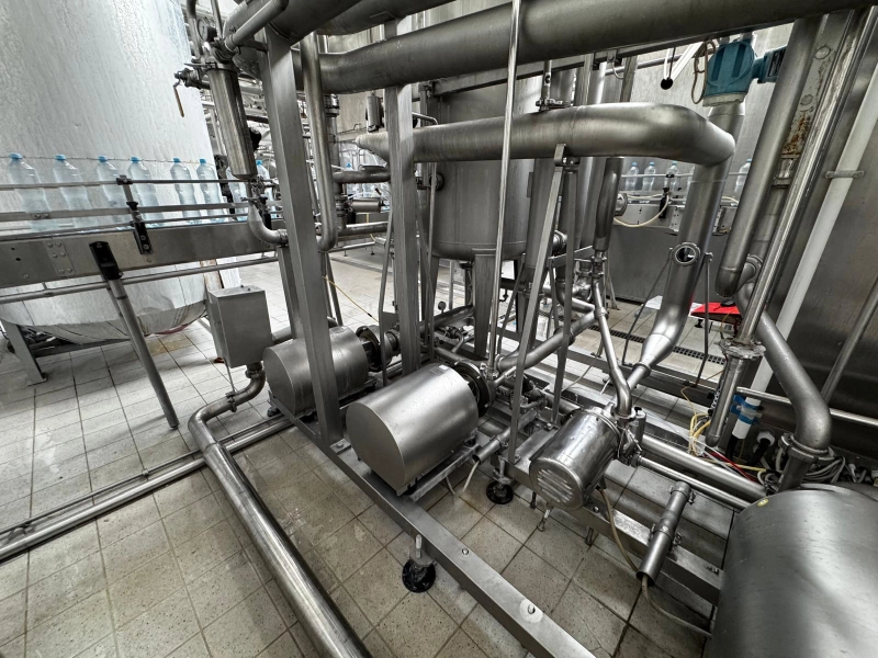 Photo #23 of Used complete water bottling line for PET bottles year 2010 – 16,000BPH