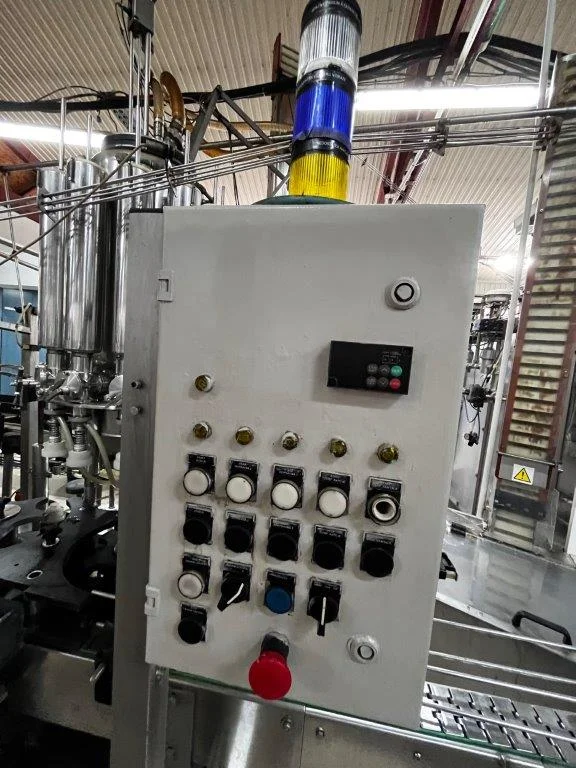 Photo #4 of Used filling and closing monoblock Altec – 3000 bph