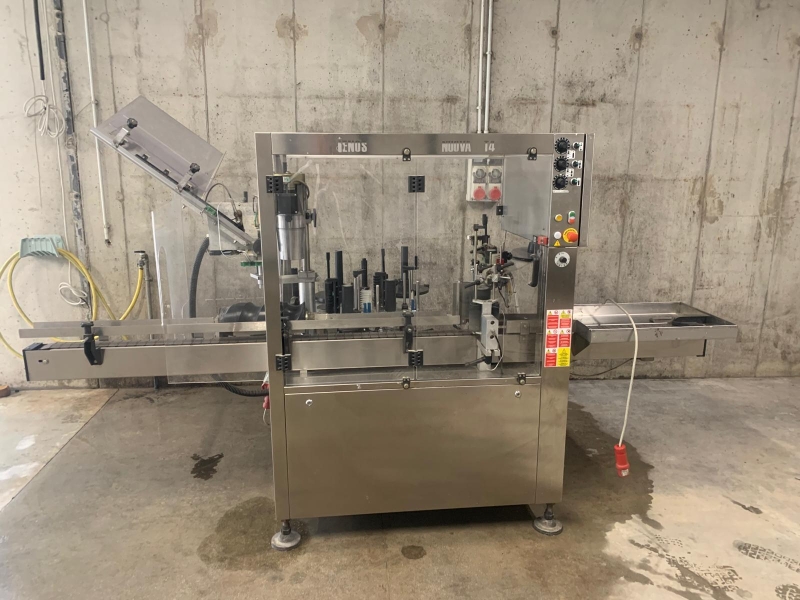 Photo #1 of Used Labeler Enos T4 and capsuler