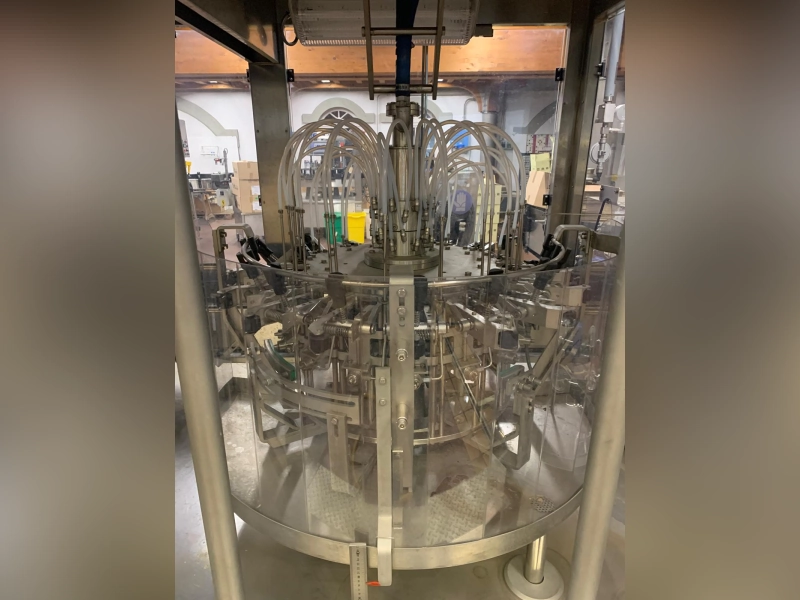 Photo #8 of Used filling monoblock Bertolaso Syncronia 16-16/1-840