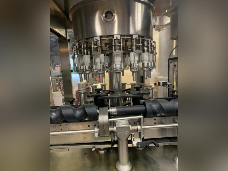 Photo #10 of Used filling monoblock Bertolaso Syncronia 16-16/1-840