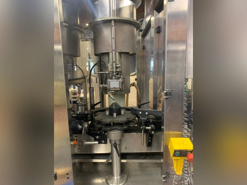 Photo #11 of Used filling monoblock Bertolaso Syncronia 16-16/1-840